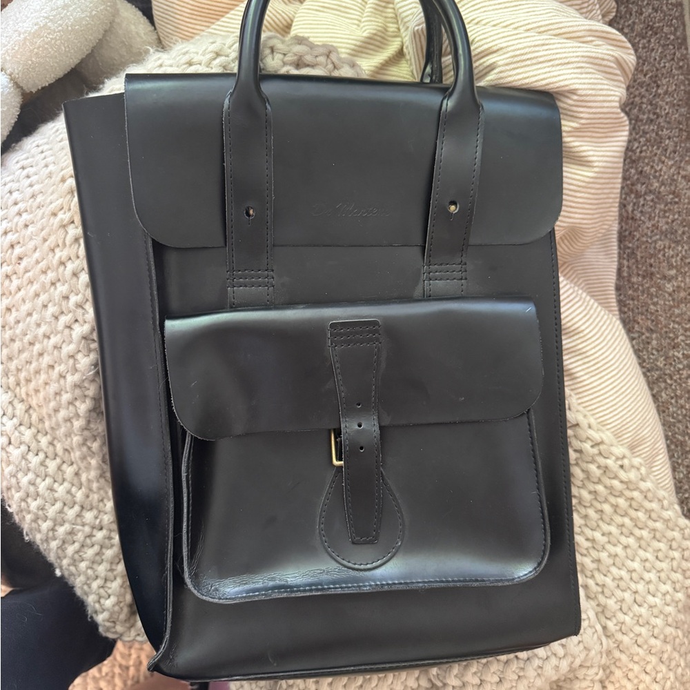 DR.MARTENS BACKPACK LEATHER KIEV